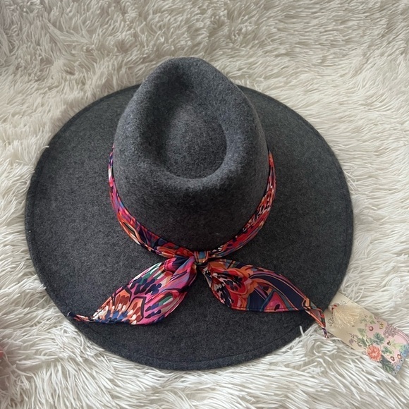 Johnny Was Jade Felt Hat - NWT - one size - Picture 1 of 5